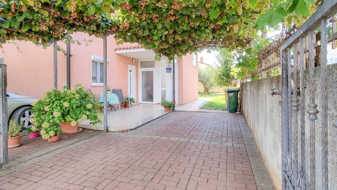 Stelia Apartment Novigrad Istria Exterior foto
