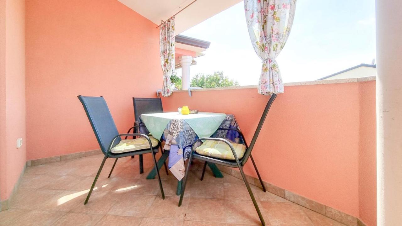 Stelia Apartment Novigrad Istria Exterior foto
